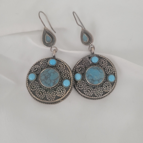 One pair of vintage silver turquoise earings - Picture 2 of 2